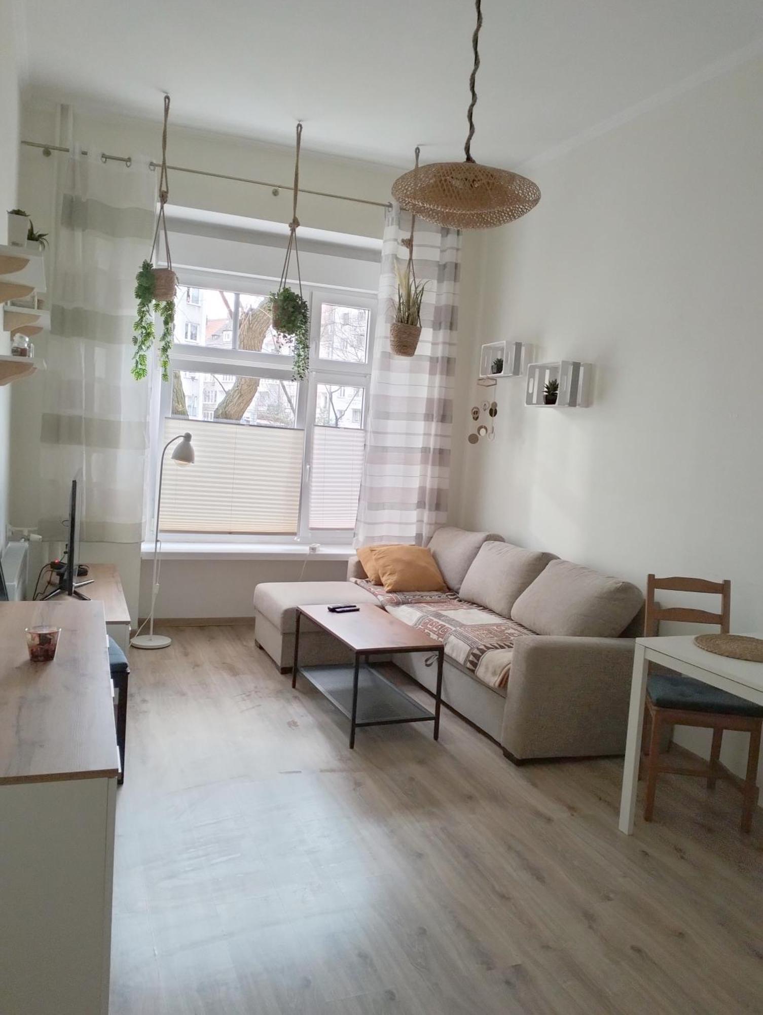 Night Host Trzebnicka 84 Free Parking Wroclaw